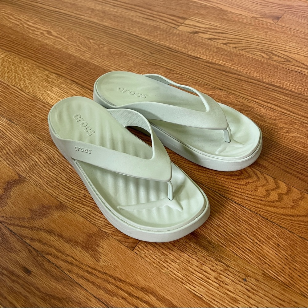 CROCS Getaway Women's Sandals